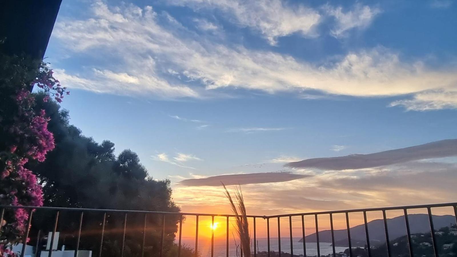 Villetta With Heated Pool And Panoramic View Torre delle Stelle Extérieur photo